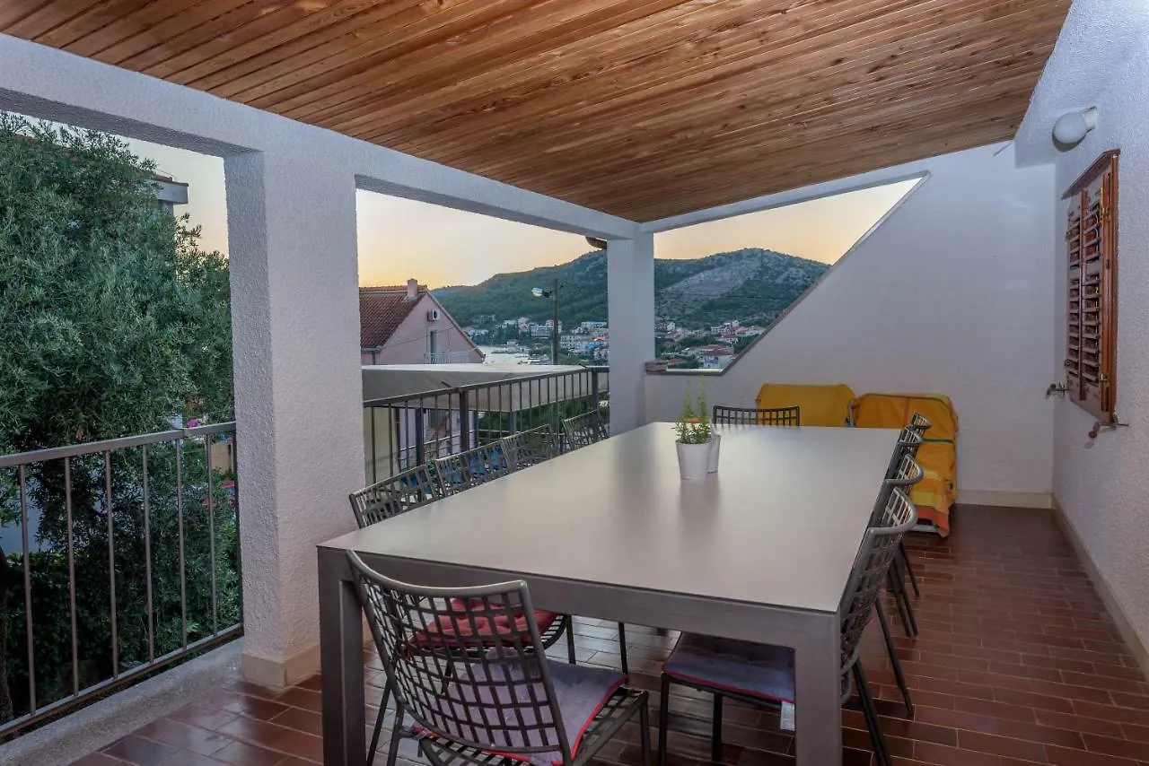Villa Lahor With Private Pool Seget Vranjica