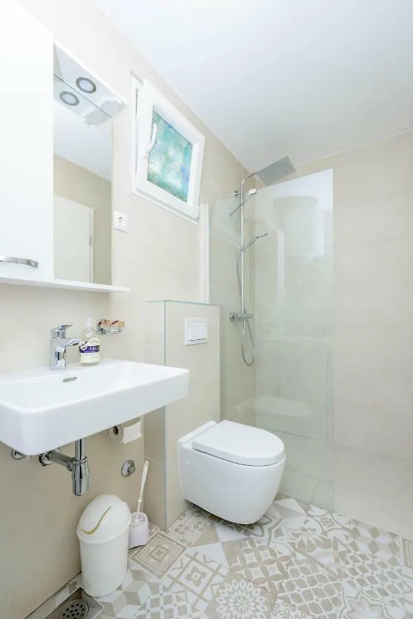 Villa Lahor With Private Pool Seget Vranjica 0*,
