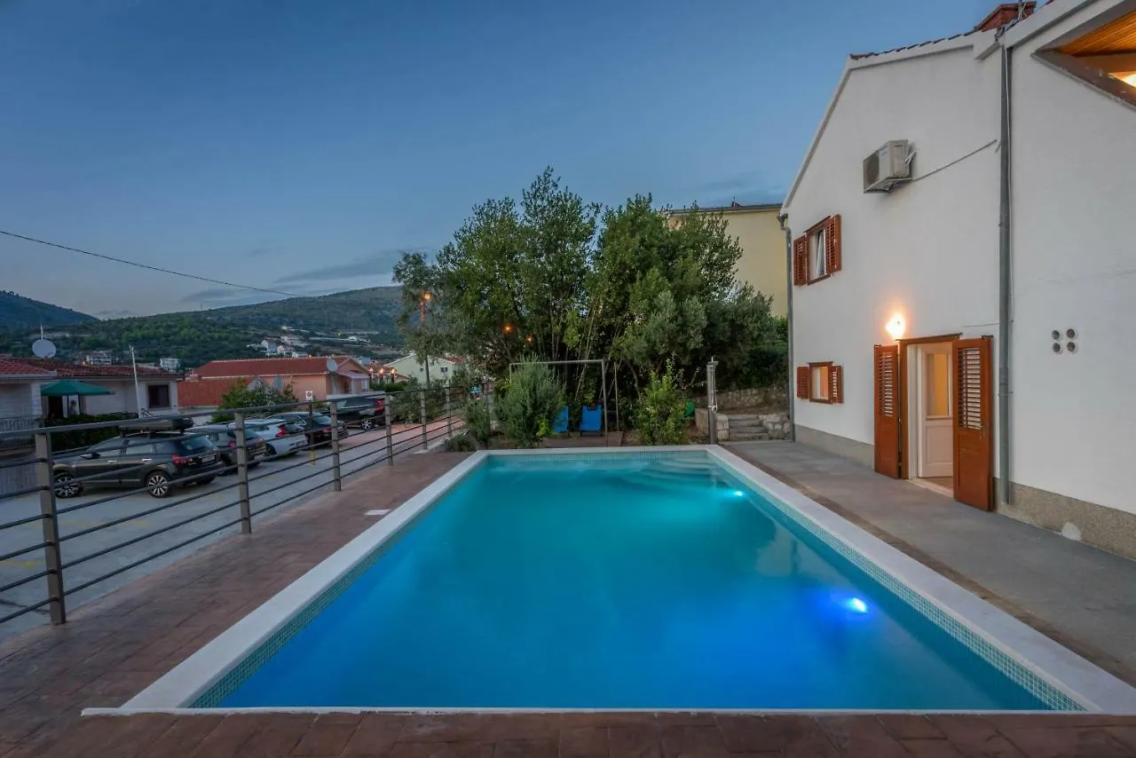 Villa Lahor With Private Pool Seget Vranjica Croatia