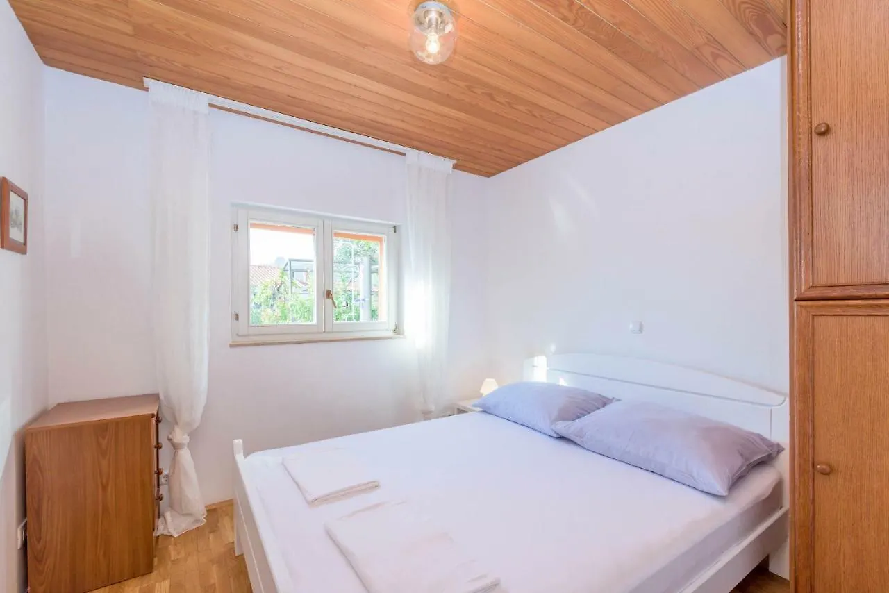 Villa Lahor With Private Pool Seget Vranjica 0*,